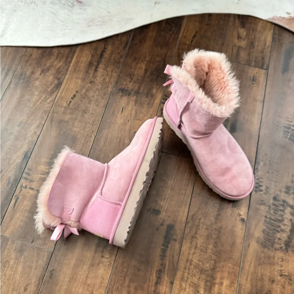 Ugg Mini Bailey Bow Plush Faux Fur Ankle Boots - Pink/Lavender Size 8
